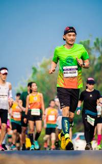 BIB: 46350
                            <button type="button" onclick="openModal(10402382)" class="btn btn-primary btn-sm float-right btn-popup" data-toggle="modal" data-target=".modal-high-quality">
                        <i class="fas fa-shopping-cart"></i> Add to Cart
                    </button>
                                            <button type="button" onclick="isThisMe(10402382, true)" class="btn btn-success btn-sm float-right btn-popup btn-isme hidden" data-toggle="tooltip" data-placement="bottom" title="นี่คือรูปของคุณใช่ไหม คลิกที่นี่เพื่อเอาเข้าอัลบั้ม">
                        <i class="fas fa-plus"></i> Add to album
                    </button>
                    <button type="button" onclick="isThisMe(10402382, false)" class="btn btn-warning btn-sm float-right btn-popup btn-isnotme hidden">
                        <i class="fas fa-ban"></i> Remove from album
                    </button>