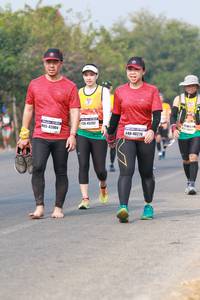 BIB: 45282, 42004, 40278
                            <button type="button" onclick="openModal(7572299)" class="btn btn-primary btn-sm float-right btn-popup" data-toggle="modal" data-target=".modal-high-quality">
                        <i class="fas fa-shopping-cart"></i> Add to Cart
                    </button>
                                            <button type="button" onclick="isThisMe(7572299, true)" class="btn btn-success btn-sm float-right btn-popup btn-isme hidden" data-toggle="tooltip" data-placement="bottom" title="นี่คือรูปของคุณใช่ไหม คลิกที่นี่เพื่อเอาเข้าอัลบั้ม">
                        <i class="fas fa-plus"></i> Add to album
                    </button>
                    <button type="button" onclick="isThisMe(7572299, false)" class="btn btn-warning btn-sm float-right btn-popup btn-isnotme hidden">
                        <i class="fas fa-ban"></i> Remove from album
                    </button>