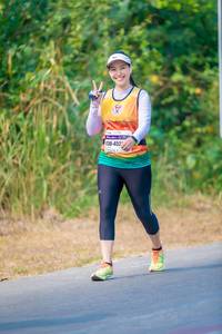 BIB: 452
                            <button type="button" onclick="openModal(9376866)" class="btn btn-primary btn-sm float-right btn-popup" data-toggle="modal" data-target=".modal-high-quality">
                        <i class="fas fa-shopping-cart"></i> Add to Cart
                    </button>
                                            <button type="button" onclick="isThisMe(9376866, true)" class="btn btn-success btn-sm float-right btn-popup btn-isme hidden" data-toggle="tooltip" data-placement="bottom" title="นี่คือรูปของคุณใช่ไหม คลิกที่นี่เพื่อเอาเข้าอัลบั้ม">
                        <i class="fas fa-plus"></i> Add to album
                    </button>
                    <button type="button" onclick="isThisMe(9376866, false)" class="btn btn-warning btn-sm float-right btn-popup btn-isnotme hidden">
                        <i class="fas fa-ban"></i> Remove from album
                    </button>