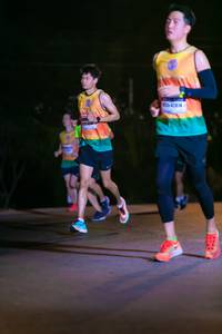 BIB: 424
                            <button type="button" onclick="openModal(9766272)" class="btn btn-primary btn-sm float-right btn-popup" data-toggle="modal" data-target=".modal-high-quality">
                        <i class="fas fa-shopping-cart"></i> Add to Cart
                    </button>
                                            <button type="button" onclick="isThisMe(9766272, true)" class="btn btn-success btn-sm float-right btn-popup btn-isme hidden" data-toggle="tooltip" data-placement="bottom" title="นี่คือรูปของคุณใช่ไหม คลิกที่นี่เพื่อเอาเข้าอัลบั้ม">
                        <i class="fas fa-plus"></i> Add to album
                    </button>
                    <button type="button" onclick="isThisMe(9766272, false)" class="btn btn-warning btn-sm float-right btn-popup btn-isnotme hidden">
                        <i class="fas fa-ban"></i> Remove from album
                    </button>