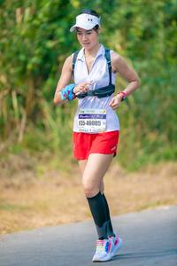 BIB: 40005
                            <button type="button" onclick="openModal(9356772)" class="btn btn-primary btn-sm float-right btn-popup" data-toggle="modal" data-target=".modal-high-quality">
                        <i class="fas fa-shopping-cart"></i> Add to Cart
                    </button>
                                            <button type="button" onclick="isThisMe(9356772, true)" class="btn btn-success btn-sm float-right btn-popup btn-isme hidden" data-toggle="tooltip" data-placement="bottom" title="นี่คือรูปของคุณใช่ไหม คลิกที่นี่เพื่อเอาเข้าอัลบั้ม">
                        <i class="fas fa-plus"></i> Add to album
                    </button>
                    <button type="button" onclick="isThisMe(9356772, false)" class="btn btn-warning btn-sm float-right btn-popup btn-isnotme hidden">
                        <i class="fas fa-ban"></i> Remove from album
                    </button>