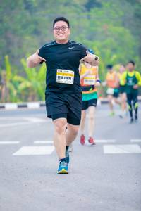 BIB: 11870
                            <button type="button" onclick="openModal(9693506)" class="btn btn-primary btn-sm float-right btn-popup" data-toggle="modal" data-target=".modal-high-quality">
                        <i class="fas fa-shopping-cart"></i> Add to Cart
                    </button>
                                            <button type="button" onclick="isThisMe(9693506, true)" class="btn btn-success btn-sm float-right btn-popup btn-isme hidden" data-toggle="tooltip" data-placement="bottom" title="นี่คือรูปของคุณใช่ไหม คลิกที่นี่เพื่อเอาเข้าอัลบั้ม">
                        <i class="fas fa-plus"></i> Add to album
                    </button>
                    <button type="button" onclick="isThisMe(9693506, false)" class="btn btn-warning btn-sm float-right btn-popup btn-isnotme hidden">
                        <i class="fas fa-ban"></i> Remove from album
                    </button>