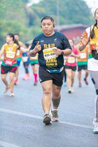 BIB: 1641
                            <button type="button" onclick="openModal(9319900)" class="btn btn-primary btn-sm float-right btn-popup" data-toggle="modal" data-target=".modal-high-quality">
                        <i class="fas fa-shopping-cart"></i> Add to Cart
                    </button>
                                            <button type="button" onclick="isThisMe(9319900, true)" class="btn btn-success btn-sm float-right btn-popup btn-isme hidden" data-toggle="tooltip" data-placement="bottom" title="นี่คือรูปของคุณใช่ไหม คลิกที่นี่เพื่อเอาเข้าอัลบั้ม">
                        <i class="fas fa-plus"></i> Add to album
                    </button>
                    <button type="button" onclick="isThisMe(9319900, false)" class="btn btn-warning btn-sm float-right btn-popup btn-isnotme hidden">
                        <i class="fas fa-ban"></i> Remove from album
                    </button>