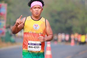 BIB: 12195, 42121
                            <button type="button" onclick="openModal(9572384)" class="btn btn-primary btn-sm float-right btn-popup" data-toggle="modal" data-target=".modal-high-quality">
                        <i class="fas fa-shopping-cart"></i> Add to Cart
                    </button>
                                            <button type="button" onclick="isThisMe(9572384, true)" class="btn btn-success btn-sm float-right btn-popup btn-isme hidden" data-toggle="tooltip" data-placement="bottom" title="นี่คือรูปของคุณใช่ไหม คลิกที่นี่เพื่อเอาเข้าอัลบั้ม">
                        <i class="fas fa-plus"></i> Add to album
                    </button>
                    <button type="button" onclick="isThisMe(9572384, false)" class="btn btn-warning btn-sm float-right btn-popup btn-isnotme hidden">
                        <i class="fas fa-ban"></i> Remove from album
                    </button>