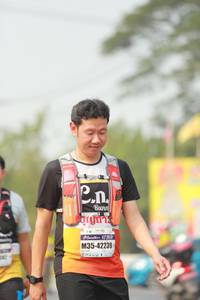 BIB: 4292, 42239
                            <button type="button" onclick="openModal(9586562)" class="btn btn-primary btn-sm float-right btn-popup" data-toggle="modal" data-target=".modal-high-quality">
                        <i class="fas fa-shopping-cart"></i> Add to Cart
                    </button>
                                            <button type="button" onclick="isThisMe(9586562, true)" class="btn btn-success btn-sm float-right btn-popup btn-isme hidden" data-toggle="tooltip" data-placement="bottom" title="นี่คือรูปของคุณใช่ไหม คลิกที่นี่เพื่อเอาเข้าอัลบั้ม">
                        <i class="fas fa-plus"></i> Add to album
                    </button>
                    <button type="button" onclick="isThisMe(9586562, false)" class="btn btn-warning btn-sm float-right btn-popup btn-isnotme hidden">
                        <i class="fas fa-ban"></i> Remove from album
                    </button>