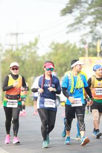 BIB: 45583, 451, 48050
                            <button type="button" onclick="openModal(9576534)" class="btn btn-primary btn-sm float-right btn-popup" data-toggle="modal" data-target=".modal-high-quality">
                        <i class="fas fa-shopping-cart"></i> Add to Cart
                    </button>
                                            <button type="button" onclick="isThisMe(9576534, true)" class="btn btn-success btn-sm float-right btn-popup btn-isme hidden" data-toggle="tooltip" data-placement="bottom" title="นี่คือรูปของคุณใช่ไหม คลิกที่นี่เพื่อเอาเข้าอัลบั้ม">
                        <i class="fas fa-plus"></i> Add to album
                    </button>
                    <button type="button" onclick="isThisMe(9576534, false)" class="btn btn-warning btn-sm float-right btn-popup btn-isnotme hidden">
                        <i class="fas fa-ban"></i> Remove from album
                    </button>