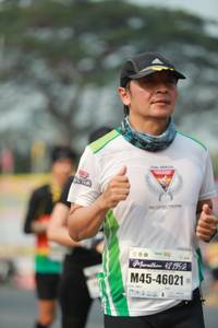 BIB: 1952, 46021
                            <button type="button" onclick="openModal(9583561)" class="btn btn-primary btn-sm float-right btn-popup" data-toggle="modal" data-target=".modal-high-quality">
                        <i class="fas fa-shopping-cart"></i> Add to Cart
                    </button>
                                            <button type="button" onclick="isThisMe(9583561, true)" class="btn btn-success btn-sm float-right btn-popup btn-isme hidden" data-toggle="tooltip" data-placement="bottom" title="นี่คือรูปของคุณใช่ไหม คลิกที่นี่เพื่อเอาเข้าอัลบั้ม">
                        <i class="fas fa-plus"></i> Add to album
                    </button>
                    <button type="button" onclick="isThisMe(9583561, false)" class="btn btn-warning btn-sm float-right btn-popup btn-isnotme hidden">
                        <i class="fas fa-ban"></i> Remove from album
                    </button>