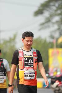 BIB: 42239
                            <button type="button" onclick="openModal(9586550)" class="btn btn-primary btn-sm float-right btn-popup" data-toggle="modal" data-target=".modal-high-quality">
                        <i class="fas fa-shopping-cart"></i> Add to Cart
                    </button>
                                            <button type="button" onclick="isThisMe(9586550, true)" class="btn btn-success btn-sm float-right btn-popup btn-isme hidden" data-toggle="tooltip" data-placement="bottom" title="นี่คือรูปของคุณใช่ไหม คลิกที่นี่เพื่อเอาเข้าอัลบั้ม">
                        <i class="fas fa-plus"></i> Add to album
                    </button>
                    <button type="button" onclick="isThisMe(9586550, false)" class="btn btn-warning btn-sm float-right btn-popup btn-isnotme hidden">
                        <i class="fas fa-ban"></i> Remove from album
                    </button>