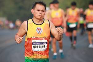 BIB: 12195, 41163
                            <button type="button" onclick="openModal(9566491)" class="btn btn-primary btn-sm float-right btn-popup" data-toggle="modal" data-target=".modal-high-quality">
                        <i class="fas fa-shopping-cart"></i> Add to Cart
                    </button>
                                            <button type="button" onclick="isThisMe(9566491, true)" class="btn btn-success btn-sm float-right btn-popup btn-isme hidden" data-toggle="tooltip" data-placement="bottom" title="นี่คือรูปของคุณใช่ไหม คลิกที่นี่เพื่อเอาเข้าอัลบั้ม">
                        <i class="fas fa-plus"></i> Add to album
                    </button>
                    <button type="button" onclick="isThisMe(9566491, false)" class="btn btn-warning btn-sm float-right btn-popup btn-isnotme hidden">
                        <i class="fas fa-ban"></i> Remove from album
                    </button>