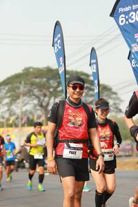 BIB: 630
                            <button type="button" onclick="openModal(9585325)" class="btn btn-primary btn-sm float-right btn-popup" data-toggle="modal" data-target=".modal-high-quality">
                        <i class="fas fa-shopping-cart"></i> Add to Cart
                    </button>
                                            <button type="button" onclick="isThisMe(9585325, true)" class="btn btn-success btn-sm float-right btn-popup btn-isme hidden" data-toggle="tooltip" data-placement="bottom" title="นี่คือรูปของคุณใช่ไหม คลิกที่นี่เพื่อเอาเข้าอัลบั้ม">
                        <i class="fas fa-plus"></i> Add to album
                    </button>
                    <button type="button" onclick="isThisMe(9585325, false)" class="btn btn-warning btn-sm float-right btn-popup btn-isnotme hidden">
                        <i class="fas fa-ban"></i> Remove from album
                    </button>