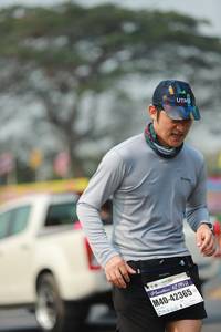 BIB: 42195, 42365
                            <button type="button" onclick="openModal(9568962)" class="btn btn-primary btn-sm float-right btn-popup" data-toggle="modal" data-target=".modal-high-quality">
                        <i class="fas fa-shopping-cart"></i> Add to Cart
                    </button>
                                            <button type="button" onclick="isThisMe(9568962, true)" class="btn btn-success btn-sm float-right btn-popup btn-isme hidden" data-toggle="tooltip" data-placement="bottom" title="นี่คือรูปของคุณใช่ไหม คลิกที่นี่เพื่อเอาเข้าอัลบั้ม">
                        <i class="fas fa-plus"></i> Add to album
                    </button>
                    <button type="button" onclick="isThisMe(9568962, false)" class="btn btn-warning btn-sm float-right btn-popup btn-isnotme hidden">
                        <i class="fas fa-ban"></i> Remove from album
                    </button>