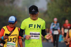 BIB: 42195, 46655, 22063
                            <button type="button" onclick="openModal(9560384)" class="btn btn-primary btn-sm float-right btn-popup" data-toggle="modal" data-target=".modal-high-quality">
                        <i class="fas fa-shopping-cart"></i> Add to Cart
                    </button>
                                            <button type="button" onclick="isThisMe(9560384, true)" class="btn btn-success btn-sm float-right btn-popup btn-isme hidden" data-toggle="tooltip" data-placement="bottom" title="นี่คือรูปของคุณใช่ไหม คลิกที่นี่เพื่อเอาเข้าอัลบั้ม">
                        <i class="fas fa-plus"></i> Add to album
                    </button>
                    <button type="button" onclick="isThisMe(9560384, false)" class="btn btn-warning btn-sm float-right btn-popup btn-isnotme hidden">
                        <i class="fas fa-ban"></i> Remove from album
                    </button>