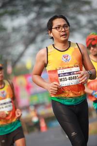 BIB: 1219, 4049
                            <button type="button" onclick="openModal(9625612)" class="btn btn-primary btn-sm float-right btn-popup" data-toggle="modal" data-target=".modal-high-quality">
                        <i class="fas fa-shopping-cart"></i> Add to Cart
                    </button>
                                            <button type="button" onclick="isThisMe(9625612, true)" class="btn btn-success btn-sm float-right btn-popup btn-isme hidden" data-toggle="tooltip" data-placement="bottom" title="นี่คือรูปของคุณใช่ไหม คลิกที่นี่เพื่อเอาเข้าอัลบั้ม">
                        <i class="fas fa-plus"></i> Add to album
                    </button>
                    <button type="button" onclick="isThisMe(9625612, false)" class="btn btn-warning btn-sm float-right btn-popup btn-isnotme hidden">
                        <i class="fas fa-ban"></i> Remove from album
                    </button>