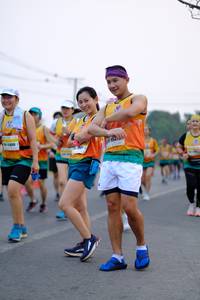 BIB: 1542
                            <button type="button" onclick="openModal(9431073)" class="btn btn-primary btn-sm float-right btn-popup" data-toggle="modal" data-target=".modal-high-quality">
                        <i class="fas fa-shopping-cart"></i> Add to Cart
                    </button>
                                            <button type="button" onclick="isThisMe(9431073, true)" class="btn btn-success btn-sm float-right btn-popup btn-isme hidden" data-toggle="tooltip" data-placement="bottom" title="นี่คือรูปของคุณใช่ไหม คลิกที่นี่เพื่อเอาเข้าอัลบั้ม">
                        <i class="fas fa-plus"></i> Add to album
                    </button>
                    <button type="button" onclick="isThisMe(9431073, false)" class="btn btn-warning btn-sm float-right btn-popup btn-isnotme hidden">
                        <i class="fas fa-ban"></i> Remove from album
                    </button>