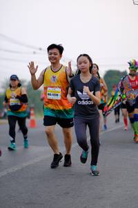 BIB: 1720
                            <button type="button" onclick="openModal(9438167)" class="btn btn-primary btn-sm float-right btn-popup" data-toggle="modal" data-target=".modal-high-quality">
                        <i class="fas fa-shopping-cart"></i> Add to Cart
                    </button>
                                            <button type="button" onclick="isThisMe(9438167, true)" class="btn btn-success btn-sm float-right btn-popup btn-isme hidden" data-toggle="tooltip" data-placement="bottom" title="นี่คือรูปของคุณใช่ไหม คลิกที่นี่เพื่อเอาเข้าอัลบั้ม">
                        <i class="fas fa-plus"></i> Add to album
                    </button>
                    <button type="button" onclick="isThisMe(9438167, false)" class="btn btn-warning btn-sm float-right btn-popup btn-isnotme hidden">
                        <i class="fas fa-ban"></i> Remove from album
                    </button>