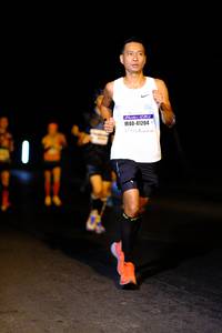 BIB: 41204
                            <button type="button" onclick="openModal(8702663)" class="btn btn-primary btn-sm float-right btn-popup" data-toggle="modal" data-target=".modal-high-quality">
                        <i class="fas fa-shopping-cart"></i> Add to Cart
                    </button>
                                            <button type="button" onclick="isThisMe(8702663, true)" class="btn btn-success btn-sm float-right btn-popup btn-isme hidden" data-toggle="tooltip" data-placement="bottom" title="นี่คือรูปของคุณใช่ไหม คลิกที่นี่เพื่อเอาเข้าอัลบั้ม">
                        <i class="fas fa-plus"></i> Add to album
                    </button>
                    <button type="button" onclick="isThisMe(8702663, false)" class="btn btn-warning btn-sm float-right btn-popup btn-isnotme hidden">
                        <i class="fas fa-ban"></i> Remove from album
                    </button>