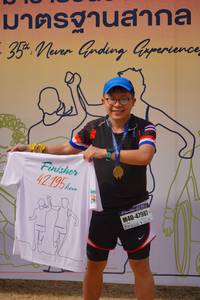 BIB: 42195, 47987
                            <button type="button" onclick="openModal(8131665)" class="btn btn-primary btn-sm float-right btn-popup" data-toggle="modal" data-target=".modal-high-quality">
                        <i class="fas fa-shopping-cart"></i> Add to Cart
                    </button>
                                            <button type="button" onclick="isThisMe(8131665, true)" class="btn btn-success btn-sm float-right btn-popup btn-isme hidden" data-toggle="tooltip" data-placement="bottom" title="นี่คือรูปของคุณใช่ไหม คลิกที่นี่เพื่อเอาเข้าอัลบั้ม">
                        <i class="fas fa-plus"></i> Add to album
                    </button>
                    <button type="button" onclick="isThisMe(8131665, false)" class="btn btn-warning btn-sm float-right btn-popup btn-isnotme hidden">
                        <i class="fas fa-ban"></i> Remove from album
                    </button>