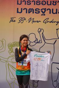 BIB: 42195, 8021
                            <button type="button" onclick="openModal(8131073)" class="btn btn-primary btn-sm float-right btn-popup" data-toggle="modal" data-target=".modal-high-quality">
                        <i class="fas fa-shopping-cart"></i> Add to Cart
                    </button>
                                            <button type="button" onclick="isThisMe(8131073, true)" class="btn btn-success btn-sm float-right btn-popup btn-isme hidden" data-toggle="tooltip" data-placement="bottom" title="นี่คือรูปของคุณใช่ไหม คลิกที่นี่เพื่อเอาเข้าอัลบั้ม">
                        <i class="fas fa-plus"></i> Add to album
                    </button>
                    <button type="button" onclick="isThisMe(8131073, false)" class="btn btn-warning btn-sm float-right btn-popup btn-isnotme hidden">
                        <i class="fas fa-ban"></i> Remove from album
                    </button>