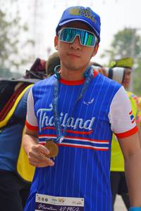 BIB: 4219
                            <button type="button" onclick="openModal(7515779)" class="btn btn-primary btn-sm float-right btn-popup" data-toggle="modal" data-target=".modal-high-quality">
                        <i class="fas fa-shopping-cart"></i> Add to Cart
                    </button>
                                            <button type="button" onclick="isThisMe(7515779, true)" class="btn btn-success btn-sm float-right btn-popup btn-isme hidden" data-toggle="tooltip" data-placement="bottom" title="นี่คือรูปของคุณใช่ไหม คลิกที่นี่เพื่อเอาเข้าอัลบั้ม">
                        <i class="fas fa-plus"></i> Add to album
                    </button>
                    <button type="button" onclick="isThisMe(7515779, false)" class="btn btn-warning btn-sm float-right btn-popup btn-isnotme hidden">
                        <i class="fas fa-ban"></i> Remove from album
                    </button>