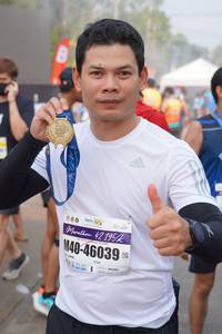 BIB: 100, 195, 46039
                            <button type="button" onclick="openModal(7515983)" class="btn btn-primary btn-sm float-right btn-popup" data-toggle="modal" data-target=".modal-high-quality">
                        <i class="fas fa-shopping-cart"></i> Add to Cart
                    </button>
                                            <button type="button" onclick="isThisMe(7515983, true)" class="btn btn-success btn-sm float-right btn-popup btn-isme hidden" data-toggle="tooltip" data-placement="bottom" title="นี่คือรูปของคุณใช่ไหม คลิกที่นี่เพื่อเอาเข้าอัลบั้ม">
                        <i class="fas fa-plus"></i> Add to album
                    </button>
                    <button type="button" onclick="isThisMe(7515983, false)" class="btn btn-warning btn-sm float-right btn-popup btn-isnotme hidden">
                        <i class="fas fa-ban"></i> Remove from album
                    </button>