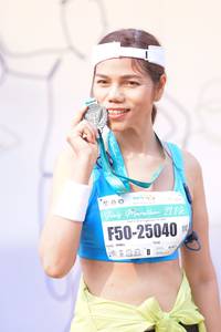 BIB: 2112, 25040
                            <button type="button" onclick="openModal(7529483)" class="btn btn-primary btn-sm float-right btn-popup" data-toggle="modal" data-target=".modal-high-quality">
                        <i class="fas fa-shopping-cart"></i> Add to Cart
                    </button>
                                            <button type="button" onclick="isThisMe(7529483, true)" class="btn btn-success btn-sm float-right btn-popup btn-isme hidden" data-toggle="tooltip" data-placement="bottom" title="นี่คือรูปของคุณใช่ไหม คลิกที่นี่เพื่อเอาเข้าอัลบั้ม">
                        <i class="fas fa-plus"></i> Add to album
                    </button>
                    <button type="button" onclick="isThisMe(7529483, false)" class="btn btn-warning btn-sm float-right btn-popup btn-isnotme hidden">
                        <i class="fas fa-ban"></i> Remove from album
                    </button>