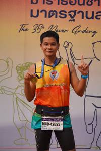 BIB: 42195, 42623
                            <button type="button" onclick="openModal(8216505)" class="btn btn-primary btn-sm float-right btn-popup" data-toggle="modal" data-target=".modal-high-quality">
                        <i class="fas fa-shopping-cart"></i> Add to Cart
                    </button>
                                            <button type="button" onclick="isThisMe(8216505, true)" class="btn btn-success btn-sm float-right btn-popup btn-isme hidden" data-toggle="tooltip" data-placement="bottom" title="นี่คือรูปของคุณใช่ไหม คลิกที่นี่เพื่อเอาเข้าอัลบั้ม">
                        <i class="fas fa-plus"></i> Add to album
                    </button>
                    <button type="button" onclick="isThisMe(8216505, false)" class="btn btn-warning btn-sm float-right btn-popup btn-isnotme hidden">
                        <i class="fas fa-ban"></i> Remove from album
                    </button>