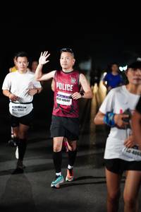 BIB: 40649, 12437, 406
                            <button type="button" onclick="openModal(8400843)" class="btn btn-primary btn-sm float-right btn-popup" data-toggle="modal" data-target=".modal-high-quality">
                        <i class="fas fa-shopping-cart"></i> Add to Cart
                    </button>
                                            <button type="button" onclick="isThisMe(8400843, true)" class="btn btn-success btn-sm float-right btn-popup btn-isme hidden" data-toggle="tooltip" data-placement="bottom" title="นี่คือรูปของคุณใช่ไหม คลิกที่นี่เพื่อเอาเข้าอัลบั้ม">
                        <i class="fas fa-plus"></i> Add to album
                    </button>
                    <button type="button" onclick="isThisMe(8400843, false)" class="btn btn-warning btn-sm float-right btn-popup btn-isnotme hidden">
                        <i class="fas fa-ban"></i> Remove from album
                    </button>