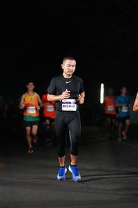 BIB: 41400
                            <button type="button" onclick="openModal(8267712)" class="btn btn-primary btn-sm float-right btn-popup" data-toggle="modal" data-target=".modal-high-quality">
                        <i class="fas fa-shopping-cart"></i> Add to Cart
                    </button>
                                            <button type="button" onclick="isThisMe(8267712, true)" class="btn btn-success btn-sm float-right btn-popup btn-isme hidden" data-toggle="tooltip" data-placement="bottom" title="นี่คือรูปของคุณใช่ไหม คลิกที่นี่เพื่อเอาเข้าอัลบั้ม">
                        <i class="fas fa-plus"></i> Add to album
                    </button>
                    <button type="button" onclick="isThisMe(8267712, false)" class="btn btn-warning btn-sm float-right btn-popup btn-isnotme hidden">
                        <i class="fas fa-ban"></i> Remove from album
                    </button>