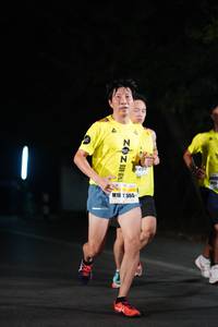 BIB: 1555
                            <button type="button" onclick="openModal(8235524)" class="btn btn-primary btn-sm float-right btn-popup" data-toggle="modal" data-target=".modal-high-quality">
                        <i class="fas fa-shopping-cart"></i> Add to Cart
                    </button>
                                            <button type="button" onclick="isThisMe(8235524, true)" class="btn btn-success btn-sm float-right btn-popup btn-isme hidden" data-toggle="tooltip" data-placement="bottom" title="นี่คือรูปของคุณใช่ไหม คลิกที่นี่เพื่อเอาเข้าอัลบั้ม">
                        <i class="fas fa-plus"></i> Add to album
                    </button>
                    <button type="button" onclick="isThisMe(8235524, false)" class="btn btn-warning btn-sm float-right btn-popup btn-isnotme hidden">
                        <i class="fas fa-ban"></i> Remove from album
                    </button>