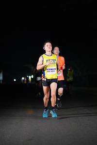 BIB: 4013
                            <button type="button" onclick="openModal(8228384)" class="btn btn-primary btn-sm float-right btn-popup" data-toggle="modal" data-target=".modal-high-quality">
                        <i class="fas fa-shopping-cart"></i> Add to Cart
                    </button>
                                            <button type="button" onclick="isThisMe(8228384, true)" class="btn btn-success btn-sm float-right btn-popup btn-isme hidden" data-toggle="tooltip" data-placement="bottom" title="นี่คือรูปของคุณใช่ไหม คลิกที่นี่เพื่อเอาเข้าอัลบั้ม">
                        <i class="fas fa-plus"></i> Add to album
                    </button>
                    <button type="button" onclick="isThisMe(8228384, false)" class="btn btn-warning btn-sm float-right btn-popup btn-isnotme hidden">
                        <i class="fas fa-ban"></i> Remove from album
                    </button>