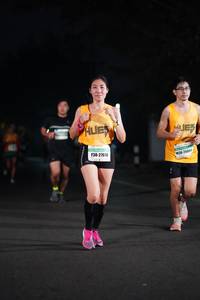 BIB: 27618, 2080
                            <button type="button" onclick="openModal(8572552)" class="btn btn-primary btn-sm float-right btn-popup" data-toggle="modal" data-target=".modal-high-quality">
                        <i class="fas fa-shopping-cart"></i> Add to Cart
                    </button>
                                            <button type="button" onclick="isThisMe(8572552, true)" class="btn btn-success btn-sm float-right btn-popup btn-isme hidden" data-toggle="tooltip" data-placement="bottom" title="นี่คือรูปของคุณใช่ไหม คลิกที่นี่เพื่อเอาเข้าอัลบั้ม">
                        <i class="fas fa-plus"></i> Add to album
                    </button>
                    <button type="button" onclick="isThisMe(8572552, false)" class="btn btn-warning btn-sm float-right btn-popup btn-isnotme hidden">
                        <i class="fas fa-ban"></i> Remove from album
                    </button>