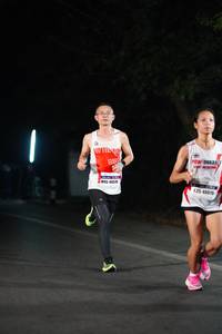 BIB: 400, 48019
                            <button type="button" onclick="openModal(8221341)" class="btn btn-primary btn-sm float-right btn-popup" data-toggle="modal" data-target=".modal-high-quality">
                        <i class="fas fa-shopping-cart"></i> Add to Cart
                    </button>
                                            <button type="button" onclick="isThisMe(8221341, true)" class="btn btn-success btn-sm float-right btn-popup btn-isme hidden" data-toggle="tooltip" data-placement="bottom" title="นี่คือรูปของคุณใช่ไหม คลิกที่นี่เพื่อเอาเข้าอัลบั้ม">
                        <i class="fas fa-plus"></i> Add to album
                    </button>
                    <button type="button" onclick="isThisMe(8221341, false)" class="btn btn-warning btn-sm float-right btn-popup btn-isnotme hidden">
                        <i class="fas fa-ban"></i> Remove from album
                    </button>