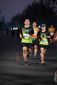 BIB: 1722, 26607, 25191
                            <button type="button" onclick="openModal(8621027)" class="btn btn-primary btn-sm float-right btn-popup" data-toggle="modal" data-target=".modal-high-quality">
                        <i class="fas fa-shopping-cart"></i> Add to Cart
                    </button>
                                            <button type="button" onclick="isThisMe(8621027, true)" class="btn btn-success btn-sm float-right btn-popup btn-isme hidden" data-toggle="tooltip" data-placement="bottom" title="นี่คือรูปของคุณใช่ไหม คลิกที่นี่เพื่อเอาเข้าอัลบั้ม">
                        <i class="fas fa-plus"></i> Add to album
                    </button>
                    <button type="button" onclick="isThisMe(8621027, false)" class="btn btn-warning btn-sm float-right btn-popup btn-isnotme hidden">
                        <i class="fas fa-ban"></i> Remove from album
                    </button>