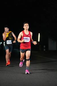 BIB: 40142
                            <button type="button" onclick="openModal(8245230)" class="btn btn-primary btn-sm float-right btn-popup" data-toggle="modal" data-target=".modal-high-quality">
                        <i class="fas fa-shopping-cart"></i> Add to Cart
                    </button>
                                            <button type="button" onclick="isThisMe(8245230, true)" class="btn btn-success btn-sm float-right btn-popup btn-isme hidden" data-toggle="tooltip" data-placement="bottom" title="นี่คือรูปของคุณใช่ไหม คลิกที่นี่เพื่อเอาเข้าอัลบั้ม">
                        <i class="fas fa-plus"></i> Add to album
                    </button>
                    <button type="button" onclick="isThisMe(8245230, false)" class="btn btn-warning btn-sm float-right btn-popup btn-isnotme hidden">
                        <i class="fas fa-ban"></i> Remove from album
                    </button>