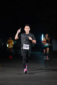 BIB: 40847
                            <button type="button" onclick="openModal(8267264)" class="btn btn-primary btn-sm float-right btn-popup" data-toggle="modal" data-target=".modal-high-quality">
                        <i class="fas fa-shopping-cart"></i> Add to Cart
                    </button>
                                            <button type="button" onclick="isThisMe(8267264, true)" class="btn btn-success btn-sm float-right btn-popup btn-isme hidden" data-toggle="tooltip" data-placement="bottom" title="นี่คือรูปของคุณใช่ไหม คลิกที่นี่เพื่อเอาเข้าอัลบั้ม">
                        <i class="fas fa-plus"></i> Add to album
                    </button>
                    <button type="button" onclick="isThisMe(8267264, false)" class="btn btn-warning btn-sm float-right btn-popup btn-isnotme hidden">
                        <i class="fas fa-ban"></i> Remove from album
                    </button>