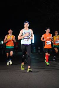 BIB: 4071
                            <button type="button" onclick="openModal(8236269)" class="btn btn-primary btn-sm float-right btn-popup" data-toggle="modal" data-target=".modal-high-quality">
                        <i class="fas fa-shopping-cart"></i> Add to Cart
                    </button>
                                            <button type="button" onclick="isThisMe(8236269, true)" class="btn btn-success btn-sm float-right btn-popup btn-isme hidden" data-toggle="tooltip" data-placement="bottom" title="นี่คือรูปของคุณใช่ไหม คลิกที่นี่เพื่อเอาเข้าอัลบั้ม">
                        <i class="fas fa-plus"></i> Add to album
                    </button>
                    <button type="button" onclick="isThisMe(8236269, false)" class="btn btn-warning btn-sm float-right btn-popup btn-isnotme hidden">
                        <i class="fas fa-ban"></i> Remove from album
                    </button>