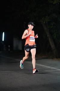 BIB: 4001
                            <button type="button" onclick="openModal(8246488)" class="btn btn-primary btn-sm float-right btn-popup" data-toggle="modal" data-target=".modal-high-quality">
                        <i class="fas fa-shopping-cart"></i> Add to Cart
                    </button>
                                            <button type="button" onclick="isThisMe(8246488, true)" class="btn btn-success btn-sm float-right btn-popup btn-isme hidden" data-toggle="tooltip" data-placement="bottom" title="นี่คือรูปของคุณใช่ไหม คลิกที่นี่เพื่อเอาเข้าอัลบั้ม">
                        <i class="fas fa-plus"></i> Add to album
                    </button>
                    <button type="button" onclick="isThisMe(8246488, false)" class="btn btn-warning btn-sm float-right btn-popup btn-isnotme hidden">
                        <i class="fas fa-ban"></i> Remove from album
                    </button>