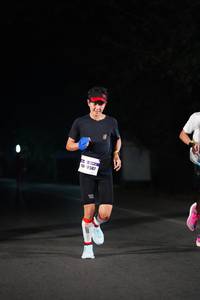 BIB: 8987
                            <button type="button" onclick="openModal(8222091)" class="btn btn-primary btn-sm float-right btn-popup" data-toggle="modal" data-target=".modal-high-quality">
                        <i class="fas fa-shopping-cart"></i> Add to Cart
                    </button>
                                            <button type="button" onclick="isThisMe(8222091, true)" class="btn btn-success btn-sm float-right btn-popup btn-isme hidden" data-toggle="tooltip" data-placement="bottom" title="นี่คือรูปของคุณใช่ไหม คลิกที่นี่เพื่อเอาเข้าอัลบั้ม">
                        <i class="fas fa-plus"></i> Add to album
                    </button>
                    <button type="button" onclick="isThisMe(8222091, false)" class="btn btn-warning btn-sm float-right btn-popup btn-isnotme hidden">
                        <i class="fas fa-ban"></i> Remove from album
                    </button>