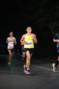 BIB: 40581
                            <button type="button" onclick="openModal(8217992)" class="btn btn-primary btn-sm float-right btn-popup" data-toggle="modal" data-target=".modal-high-quality">
                        <i class="fas fa-shopping-cart"></i> Add to Cart
                    </button>
                                            <button type="button" onclick="isThisMe(8217992, true)" class="btn btn-success btn-sm float-right btn-popup btn-isme hidden" data-toggle="tooltip" data-placement="bottom" title="นี่คือรูปของคุณใช่ไหม คลิกที่นี่เพื่อเอาเข้าอัลบั้ม">
                        <i class="fas fa-plus"></i> Add to album
                    </button>
                    <button type="button" onclick="isThisMe(8217992, false)" class="btn btn-warning btn-sm float-right btn-popup btn-isnotme hidden">
                        <i class="fas fa-ban"></i> Remove from album
                    </button>