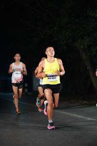 BIB: 40581
                            <button type="button" onclick="openModal(8217993)" class="btn btn-primary btn-sm float-right btn-popup" data-toggle="modal" data-target=".modal-high-quality">
                        <i class="fas fa-shopping-cart"></i> Add to Cart
                    </button>
                                            <button type="button" onclick="isThisMe(8217993, true)" class="btn btn-success btn-sm float-right btn-popup btn-isme hidden" data-toggle="tooltip" data-placement="bottom" title="นี่คือรูปของคุณใช่ไหม คลิกที่นี่เพื่อเอาเข้าอัลบั้ม">
                        <i class="fas fa-plus"></i> Add to album
                    </button>
                    <button type="button" onclick="isThisMe(8217993, false)" class="btn btn-warning btn-sm float-right btn-popup btn-isnotme hidden">
                        <i class="fas fa-ban"></i> Remove from album
                    </button>