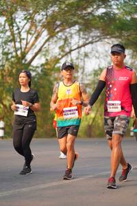 BIB: 41489, 229, 4145
                            <button type="button" onclick="openModal(8106496)" class="btn btn-primary btn-sm float-right btn-popup" data-toggle="modal" data-target=".modal-high-quality">
                        <i class="fas fa-shopping-cart"></i> Add to Cart
                    </button>
                                            <button type="button" onclick="isThisMe(8106496, true)" class="btn btn-success btn-sm float-right btn-popup btn-isme hidden" data-toggle="tooltip" data-placement="bottom" title="นี่คือรูปของคุณใช่ไหม คลิกที่นี่เพื่อเอาเข้าอัลบั้ม">
                        <i class="fas fa-plus"></i> Add to album
                    </button>
                    <button type="button" onclick="isThisMe(8106496, false)" class="btn btn-warning btn-sm float-right btn-popup btn-isnotme hidden">
                        <i class="fas fa-ban"></i> Remove from album
                    </button>