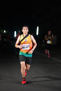 BIB: 40917
                            <button type="button" onclick="openModal(8268318)" class="btn btn-primary btn-sm float-right btn-popup" data-toggle="modal" data-target=".modal-high-quality">
                        <i class="fas fa-shopping-cart"></i> Add to Cart
                    </button>
                                            <button type="button" onclick="isThisMe(8268318, true)" class="btn btn-success btn-sm float-right btn-popup btn-isme hidden" data-toggle="tooltip" data-placement="bottom" title="นี่คือรูปของคุณใช่ไหม คลิกที่นี่เพื่อเอาเข้าอัลบั้ม">
                        <i class="fas fa-plus"></i> Add to album
                    </button>
                    <button type="button" onclick="isThisMe(8268318, false)" class="btn btn-warning btn-sm float-right btn-popup btn-isnotme hidden">
                        <i class="fas fa-ban"></i> Remove from album
                    </button>