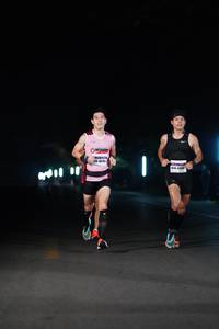 BIB: 4000, 414
                            <button type="button" onclick="openModal(8220813)" class="btn btn-primary btn-sm float-right btn-popup" data-toggle="modal" data-target=".modal-high-quality">
                        <i class="fas fa-shopping-cart"></i> Add to Cart
                    </button>
                                            <button type="button" onclick="isThisMe(8220813, true)" class="btn btn-success btn-sm float-right btn-popup btn-isme hidden" data-toggle="tooltip" data-placement="bottom" title="นี่คือรูปของคุณใช่ไหม คลิกที่นี่เพื่อเอาเข้าอัลบั้ม">
                        <i class="fas fa-plus"></i> Add to album
                    </button>
                    <button type="button" onclick="isThisMe(8220813, false)" class="btn btn-warning btn-sm float-right btn-popup btn-isnotme hidden">
                        <i class="fas fa-ban"></i> Remove from album
                    </button>