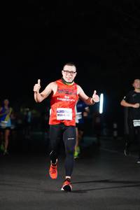 BIB: 554
                            <button type="button" onclick="openModal(8260501)" class="btn btn-primary btn-sm float-right btn-popup" data-toggle="modal" data-target=".modal-high-quality">
                        <i class="fas fa-shopping-cart"></i> Add to Cart
                    </button>
                                            <button type="button" onclick="isThisMe(8260501, true)" class="btn btn-success btn-sm float-right btn-popup btn-isme hidden" data-toggle="tooltip" data-placement="bottom" title="นี่คือรูปของคุณใช่ไหม คลิกที่นี่เพื่อเอาเข้าอัลบั้ม">
                        <i class="fas fa-plus"></i> Add to album
                    </button>
                    <button type="button" onclick="isThisMe(8260501, false)" class="btn btn-warning btn-sm float-right btn-popup btn-isnotme hidden">
                        <i class="fas fa-ban"></i> Remove from album
                    </button>