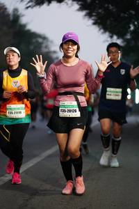 BIB: 20126, 21119
                            <button type="button" onclick="openModal(8137678)" class="btn btn-primary btn-sm float-right btn-popup" data-toggle="modal" data-target=".modal-high-quality">
                        <i class="fas fa-shopping-cart"></i> Add to Cart
                    </button>
                                            <button type="button" onclick="isThisMe(8137678, true)" class="btn btn-success btn-sm float-right btn-popup btn-isme hidden" data-toggle="tooltip" data-placement="bottom" title="นี่คือรูปของคุณใช่ไหม คลิกที่นี่เพื่อเอาเข้าอัลบั้ม">
                        <i class="fas fa-plus"></i> Add to album
                    </button>
                    <button type="button" onclick="isThisMe(8137678, false)" class="btn btn-warning btn-sm float-right btn-popup btn-isnotme hidden">
                        <i class="fas fa-ban"></i> Remove from album
                    </button>
