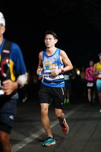 BIB: 4120
                            <button type="button" onclick="openModal(7867974)" class="btn btn-primary btn-sm float-right btn-popup" data-toggle="modal" data-target=".modal-high-quality">
                        <i class="fas fa-shopping-cart"></i> Add to Cart
                    </button>
                                            <button type="button" onclick="isThisMe(7867974, true)" class="btn btn-success btn-sm float-right btn-popup btn-isme hidden" data-toggle="tooltip" data-placement="bottom" title="นี่คือรูปของคุณใช่ไหม คลิกที่นี่เพื่อเอาเข้าอัลบั้ม">
                        <i class="fas fa-plus"></i> Add to album
                    </button>
                    <button type="button" onclick="isThisMe(7867974, false)" class="btn btn-warning btn-sm float-right btn-popup btn-isnotme hidden">
                        <i class="fas fa-ban"></i> Remove from album
                    </button>