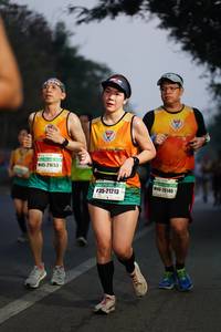 BIB: 21053, 26140, 21213
                            <button type="button" onclick="openModal(8138393)" class="btn btn-primary btn-sm float-right btn-popup" data-toggle="modal" data-target=".modal-high-quality">
                        <i class="fas fa-shopping-cart"></i> Add to Cart
                    </button>
                                            <button type="button" onclick="isThisMe(8138393, true)" class="btn btn-success btn-sm float-right btn-popup btn-isme hidden" data-toggle="tooltip" data-placement="bottom" title="นี่คือรูปของคุณใช่ไหม คลิกที่นี่เพื่อเอาเข้าอัลบั้ม">
                        <i class="fas fa-plus"></i> Add to album
                    </button>
                    <button type="button" onclick="isThisMe(8138393, false)" class="btn btn-warning btn-sm float-right btn-popup btn-isnotme hidden">
                        <i class="fas fa-ban"></i> Remove from album
                    </button>