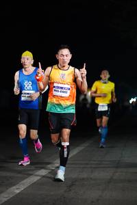 BIB: 41003
                            <button type="button" onclick="openModal(7785229)" class="btn btn-primary btn-sm float-right btn-popup" data-toggle="modal" data-target=".modal-high-quality">
                        <i class="fas fa-shopping-cart"></i> Add to Cart
                    </button>
                                            <button type="button" onclick="isThisMe(7785229, true)" class="btn btn-success btn-sm float-right btn-popup btn-isme hidden" data-toggle="tooltip" data-placement="bottom" title="นี่คือรูปของคุณใช่ไหม คลิกที่นี่เพื่อเอาเข้าอัลบั้ม">
                        <i class="fas fa-plus"></i> Add to album
                    </button>
                    <button type="button" onclick="isThisMe(7785229, false)" class="btn btn-warning btn-sm float-right btn-popup btn-isnotme hidden">
                        <i class="fas fa-ban"></i> Remove from album
                    </button>