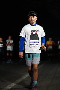 BIB: 42199
                            <button type="button" onclick="openModal(7900320)" class="btn btn-primary btn-sm float-right btn-popup" data-toggle="modal" data-target=".modal-high-quality">
                        <i class="fas fa-shopping-cart"></i> Add to Cart
                    </button>
                                            <button type="button" onclick="isThisMe(7900320, true)" class="btn btn-success btn-sm float-right btn-popup btn-isme hidden" data-toggle="tooltip" data-placement="bottom" title="นี่คือรูปของคุณใช่ไหม คลิกที่นี่เพื่อเอาเข้าอัลบั้ม">
                        <i class="fas fa-plus"></i> Add to album
                    </button>
                    <button type="button" onclick="isThisMe(7900320, false)" class="btn btn-warning btn-sm float-right btn-popup btn-isnotme hidden">
                        <i class="fas fa-ban"></i> Remove from album
                    </button>