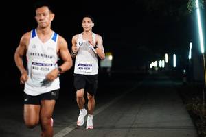 BIB: 41833
                            <button type="button" onclick="openModal(7736792)" class="btn btn-primary btn-sm float-right btn-popup" data-toggle="modal" data-target=".modal-high-quality">
                        <i class="fas fa-shopping-cart"></i> Add to Cart
                    </button>
                                            <button type="button" onclick="isThisMe(7736792, true)" class="btn btn-success btn-sm float-right btn-popup btn-isme hidden" data-toggle="tooltip" data-placement="bottom" title="นี่คือรูปของคุณใช่ไหม คลิกที่นี่เพื่อเอาเข้าอัลบั้ม">
                        <i class="fas fa-plus"></i> Add to album
                    </button>
                    <button type="button" onclick="isThisMe(7736792, false)" class="btn btn-warning btn-sm float-right btn-popup btn-isnotme hidden">
                        <i class="fas fa-ban"></i> Remove from album
                    </button>